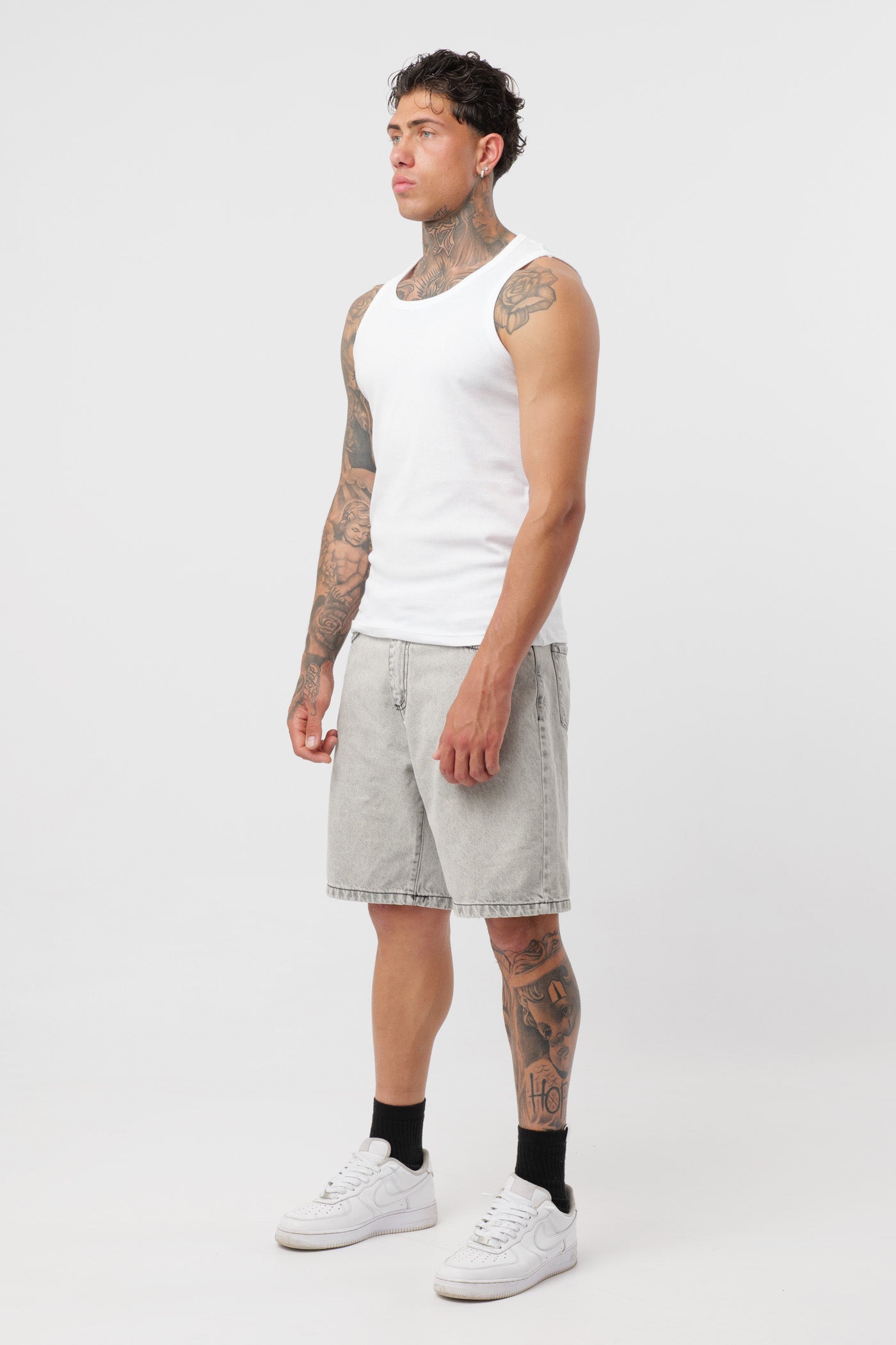 Weißes geripptes Tanktop