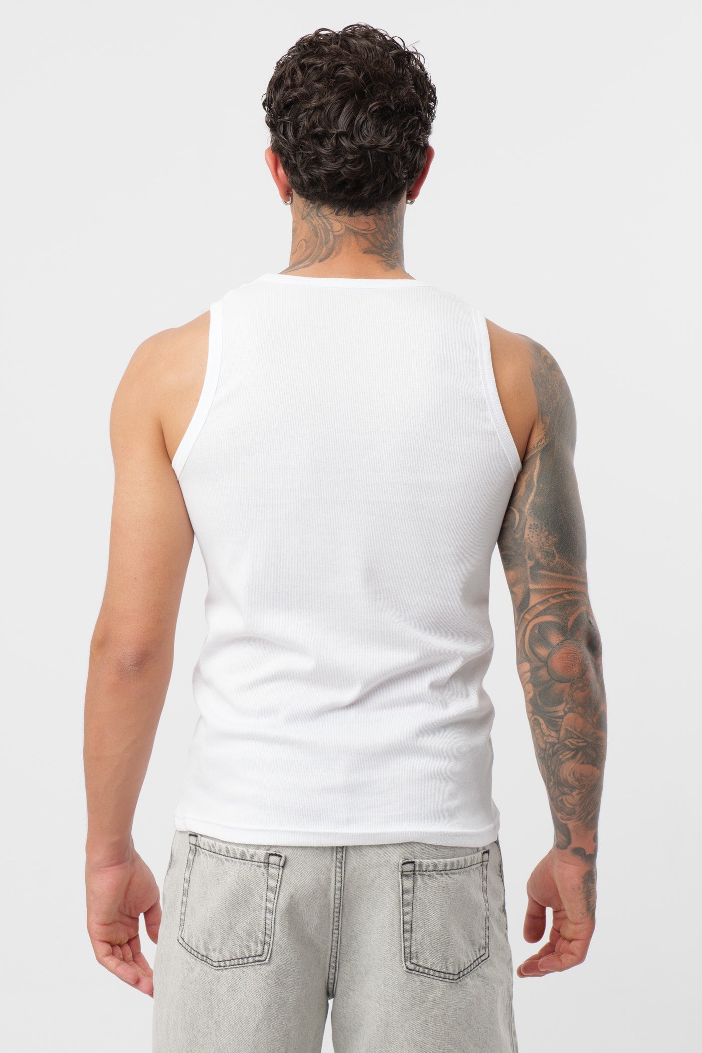 Weißes geripptes Tanktop