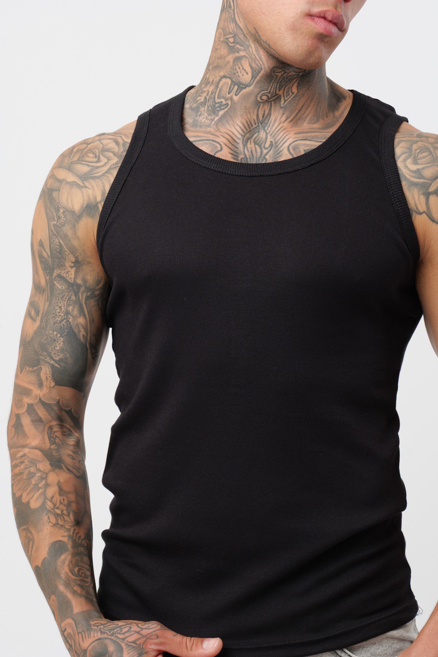 Schwarzes geripptes Tanktop