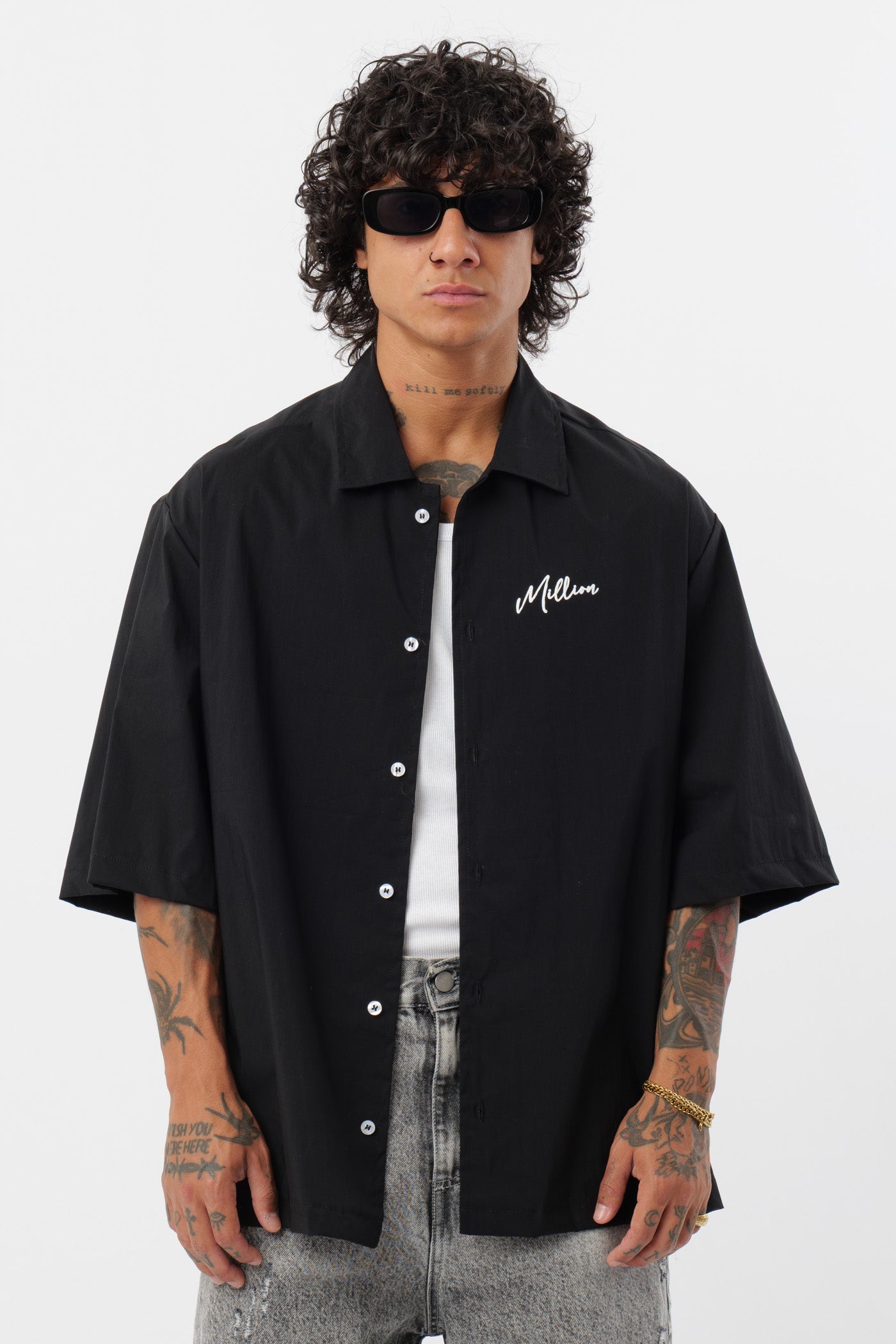 Statement Black
