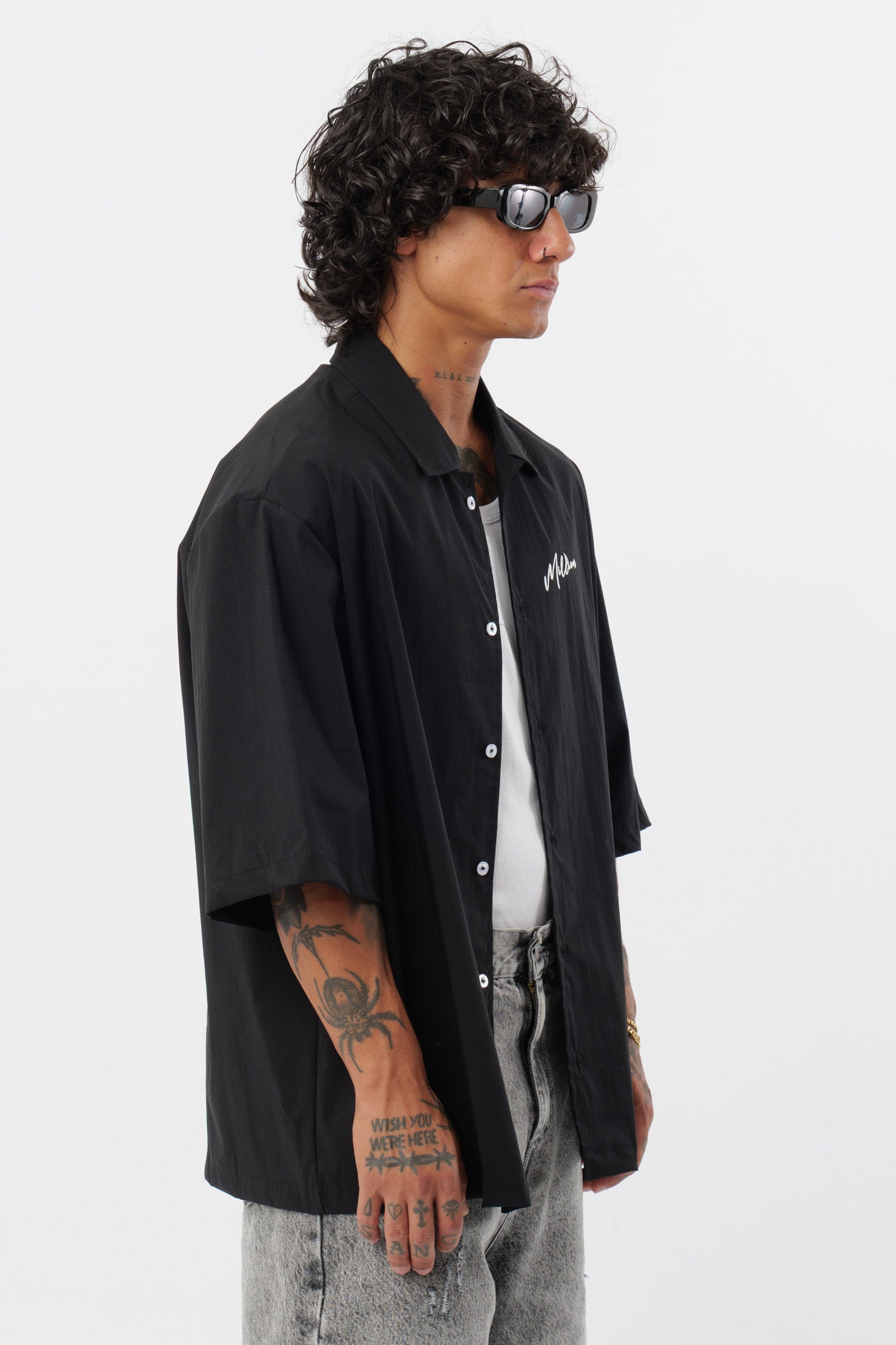 Statement Black