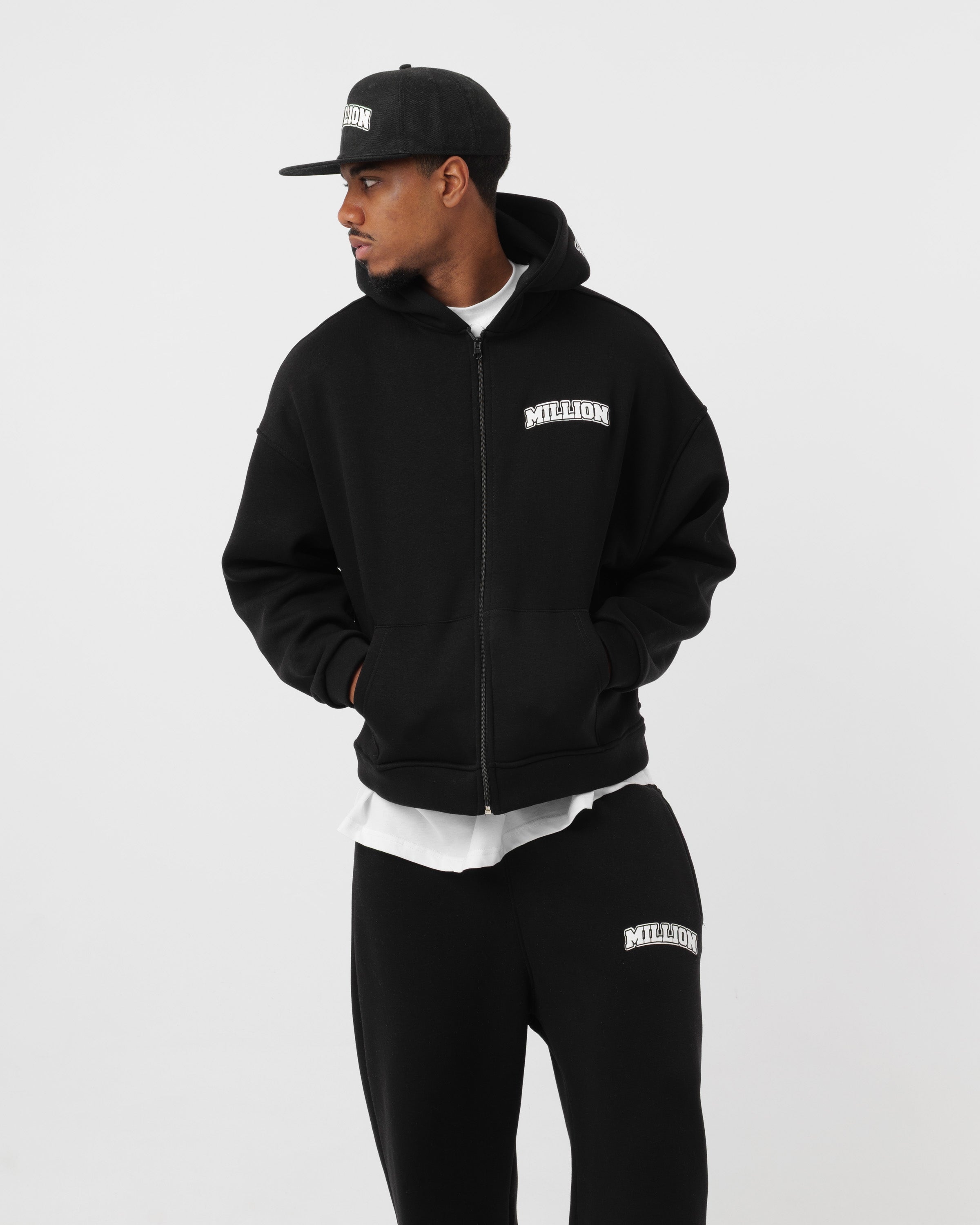 Tracksuit Core Black