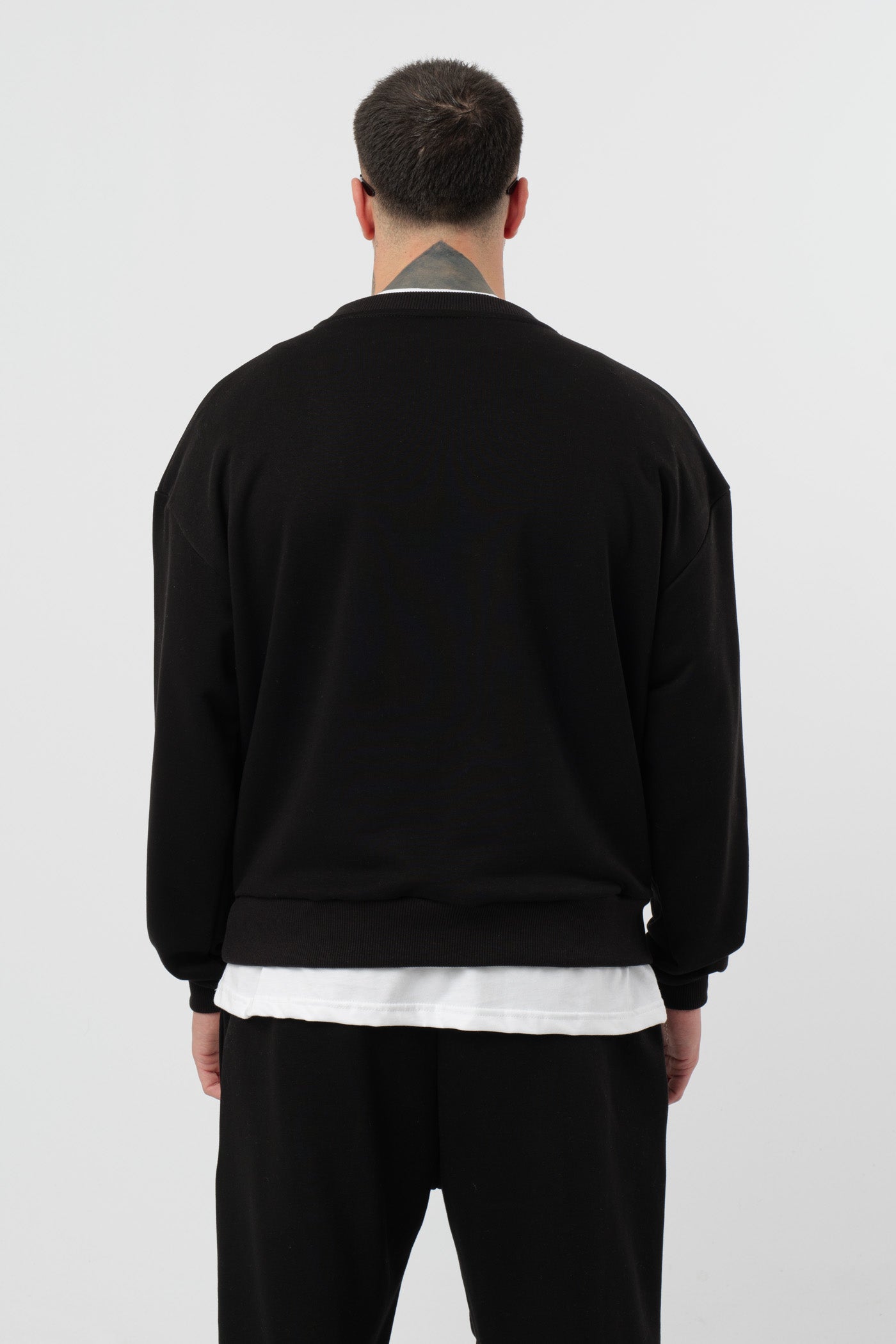 Crewneck Nera con Logo Nero