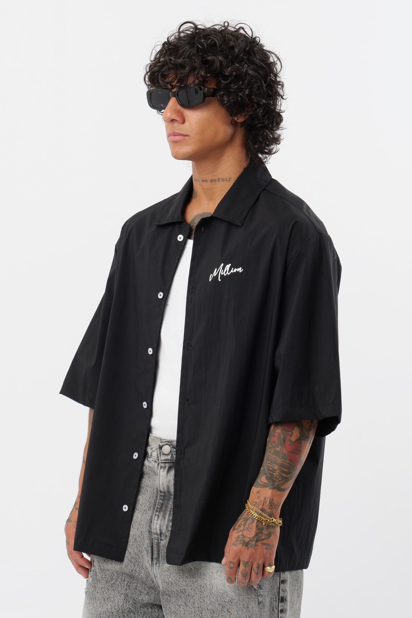 Statement Black