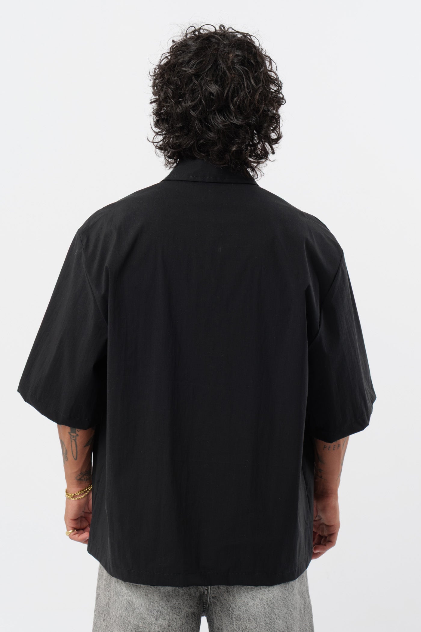 Statement Black